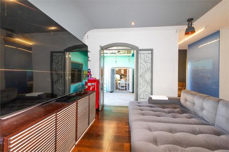 Casa à venda com 3 quartos, 318m² em Butantã, São Paulo