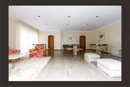 Apartamento à venda com 4 quartos, 229m² em Moema, São Paulo