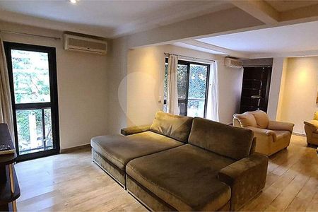 Apartamento à venda com 2 quartos, 130m² em Jardins, São Paulo