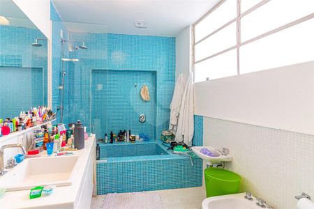 Apartamento à venda com 3 quartos, 164m² em Santa Cecilia, São Paulo