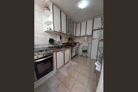 Casa de condomínio à venda com 106m², 3 quartos e 2 vagas