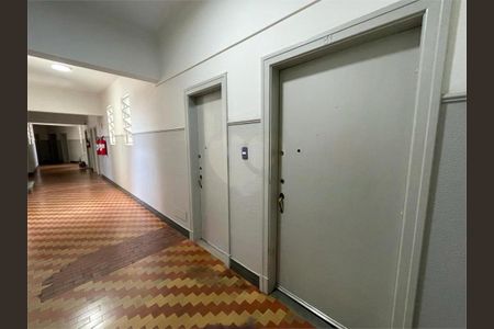 Apartamento à venda com 2 quartos, 58m² em República, São Paulo