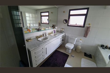 Apartamento à venda com 4 quartos, 380m² em Jardim da Saúde, São Paulo