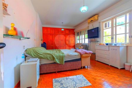 Casa à venda com 4 quartos, 435m² em Alto da Lapa, São Paulo