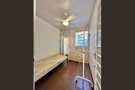 Casa de Condomínio à venda com 2 quartos, 400m² em Cambuci, São Paulo