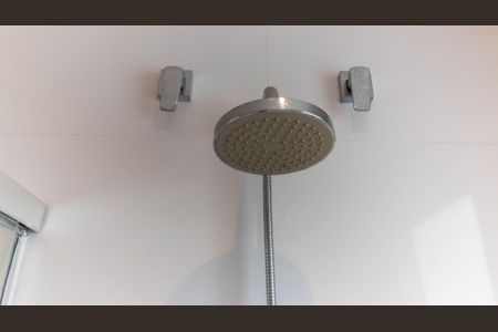 Apartamento à venda com 230m², 3 quartos e 2 vagas Apartamento à venda com 230m², 3 quartos e 2 vagasBanheiro da Suíte
