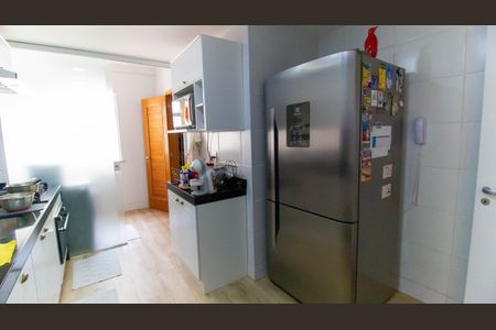 Apartamento à venda com 230m², 3 quartos e 2 vagas Apartamento à venda com 230m², 3 quartos e 2 vagasCozinha