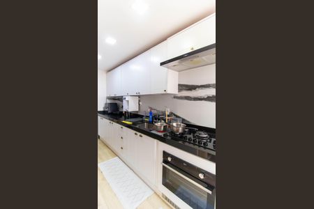 Apartamento à venda com 230m², 3 quartos e 2 vagas Apartamento à venda com 230m², 3 quartos e 2 vagasCozinha