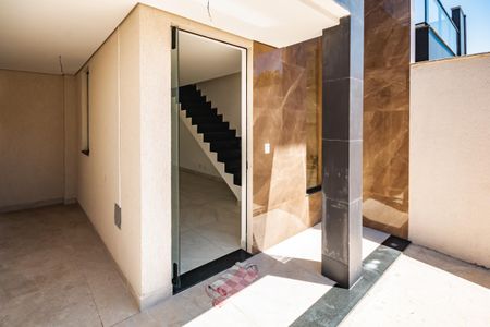 Casa à venda com 200m², 3 quartos e 2 vagasEntrada