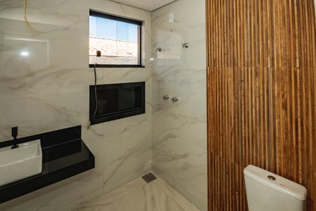 Casa à venda com 200m², 3 quartos e 2 vagasBanheiro Social