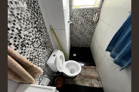 Apartamento à venda com 56m², 2 quartos e 1 vaga Apartamento à venda com 56m², 2 quartos e 1 vagaBanheiro