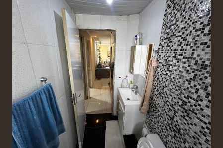 Apartamento à venda com 56m², 2 quartos e 1 vaga Apartamento à venda com 56m², 2 quartos e 1 vagaBanheiro