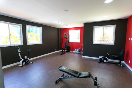 Apartamento à venda com 32m², 1 quarto e 1 vaga Apartamento à venda com 32m², 1 quarto e 1 vagaÁrea comum - Academia