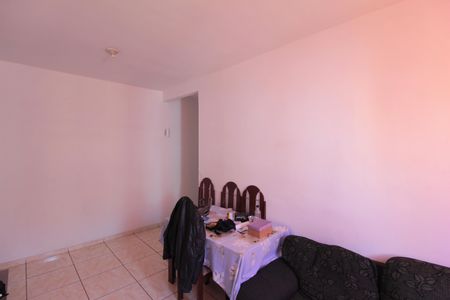 Apartamento para alugar com 70m², 2 quartos e 1 vagaSala