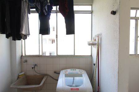 Apartamento à venda com 70m², 2 quartos e 1 vagaÁrea de Serviço