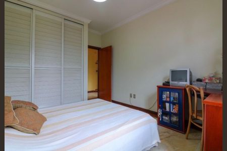 Casa de condomínio à venda com 374m², 3 quartos e 4 vagas Casa de condomínio à venda com 374m², 3 quartos e 4 vagasFoto 12