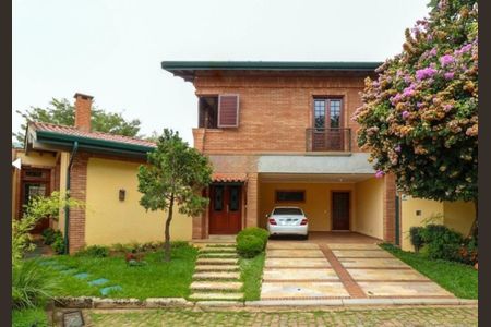 Casa de condomínio à venda com 374m², 3 quartos e 4 vagas Casa de condomínio à venda com 374m², 3 quartos e 4 vagasFoto 02