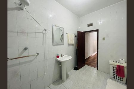 Banheiro de casa à venda com 1 quarto, 75m² em Jardim Santa Mena, Guarulhos