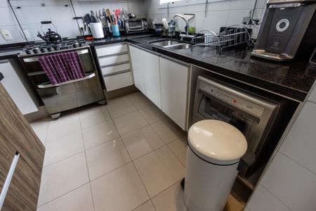Apartamento à venda com 187m², 3 quartos e 3 vagasCozinha