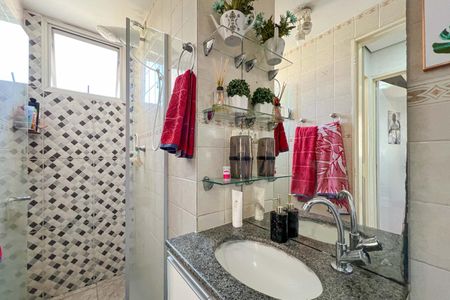 Apartamento à venda com 70m², 3 quartos e 1 vaga Apartamento à venda com 70m², 3 quartos e 1 vagaBanheiro