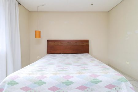 Casa à venda com 191m², 4 quartos e 4 vagas Casa à venda com 191m², 4 quartos e 4 vagasSuíte