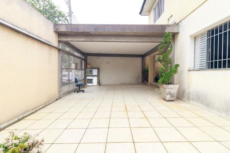 Casa à venda com 191m², 4 quartos e 4 vagas Casa à venda com 191m², 4 quartos e 4 vagasGaragem