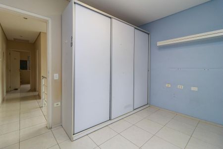 Casa à venda com 191m², 4 quartos e 4 vagas Casa à venda com 191m², 4 quartos e 4 vagasQuarto 2