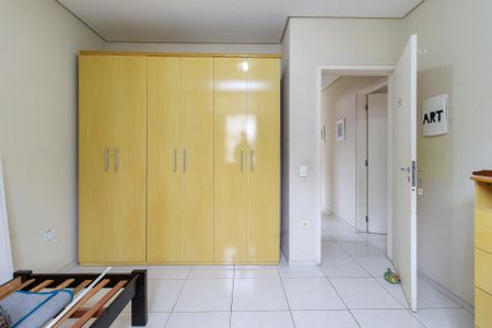 Casa à venda com 191m², 4 quartos e 4 vagas Casa à venda com 191m², 4 quartos e 4 vagasQuarto 3