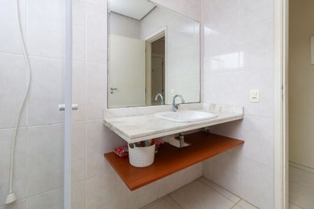 Casa à venda com 191m², 4 quartos e 4 vagas Casa à venda com 191m², 4 quartos e 4 vagasBanheiro 2