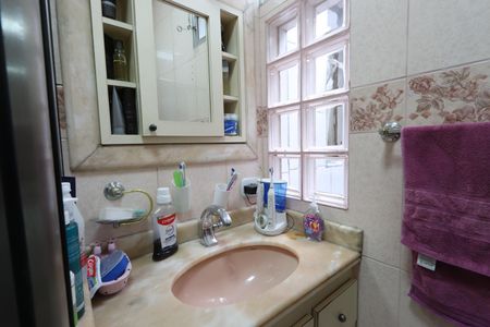 Casa para alugar com 250m², 4 quartos e 1 vagaBanheiro da Suíte