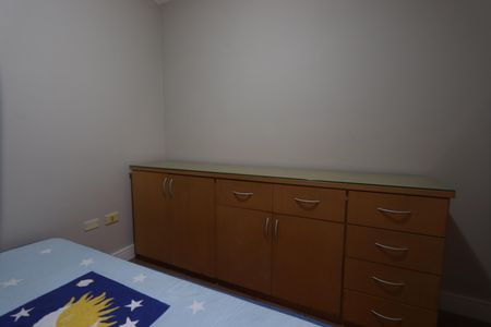 Casa para alugar com 250m², 4 quartos e 1 vagaEscritório