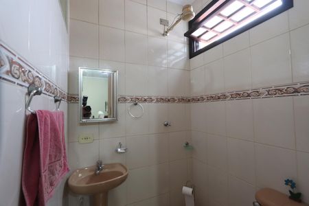 Casa para alugar com 250m², 4 quartos e 1 vagaBanheiro do Espaço Gourmet