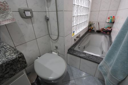 Casa para alugar com 250m², 4 quartos e 1 vagaBanheiro Social