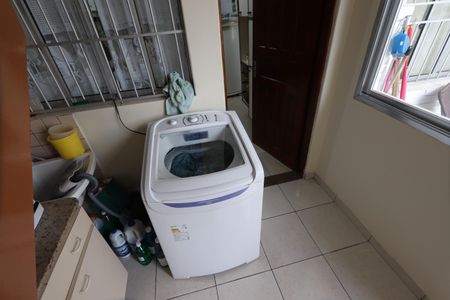 Casa para alugar com 250m², 4 quartos e 1 vagaÁrea de Serviço 1