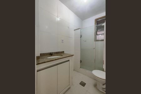Apartamento à venda com 75m², 2 quartos e sem vaga Apartamento à venda com 75m², 2 quartos e sem vagaBanheiro