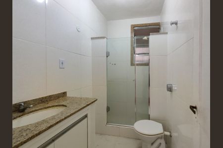 Apartamento à venda com 75m², 2 quartos e sem vaga Apartamento à venda com 75m², 2 quartos e sem vagaBanheiro