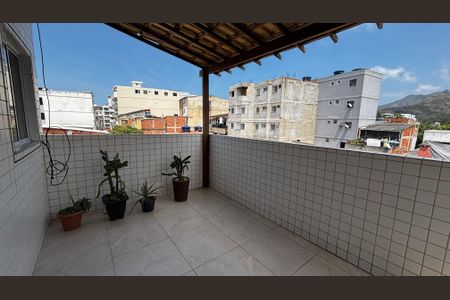 Apartamento à venda com 64m², 2 quartos e sem vagaVaranda