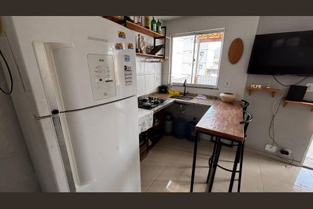 Apartamento à venda com 64m², 2 quartos e sem vagaCozinha
