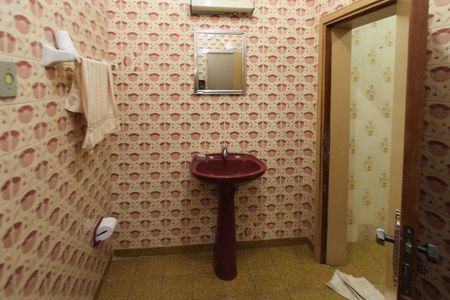 Casa para alugar com 80m², 2 quartos e sem vaga Casa para alugar com 80m², 2 quartos e sem vagaBanheiro