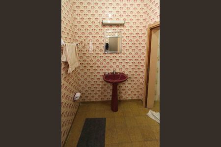 Casa para alugar com 80m², 2 quartos e sem vaga Casa para alugar com 80m², 2 quartos e sem vagaBanheiro