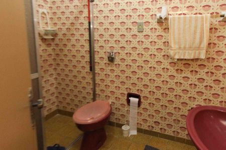 Casa para alugar com 80m², 2 quartos e sem vaga Casa para alugar com 80m², 2 quartos e sem vagaBanheiro