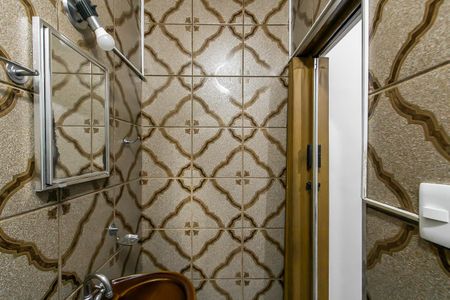 Casa à venda com 125m², 4 quartos e 2 vagas Casa à venda com 125m², 4 quartos e 2 vagasBanheiro da Suíte 2