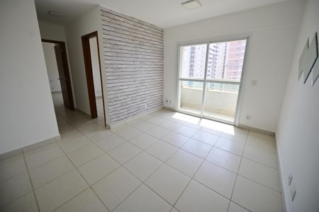 Sala de apartamento para alugar com 2 quartos, 76m² em Residencial Celina Park, Goiânia