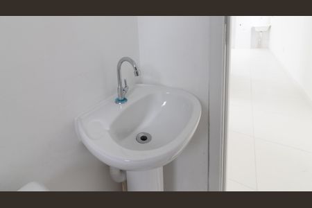 Apartamento à venda com 37m², 2 quartos e sem vaga Apartamento à venda com 37m², 2 quartos e sem vagaBanheiro