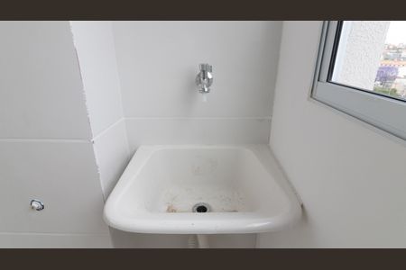 Apartamento à venda com 37m², 2 quartos e sem vaga Apartamento à venda com 37m², 2 quartos e sem vagaÁrea de Serviço