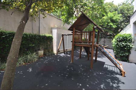 Apartamento à venda com 68m², 2 quartos e 1 vagaÁrea comum - Playground