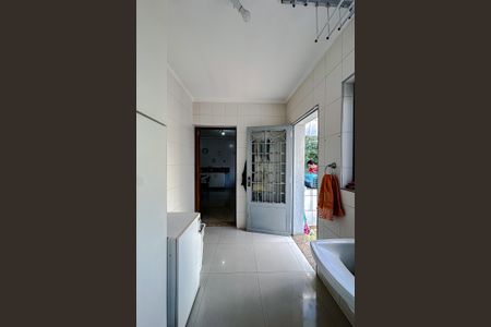 Apartamento à venda com 238m², 6 quartos e 4 vagas Apartamento à venda com 238m², 6 quartos e 4 vagasÁrea de Serviço