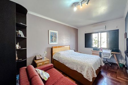 Apartamento à venda com 238m², 6 quartos e 4 vagas Apartamento à venda com 238m², 6 quartos e 4 vagasSuíte 2