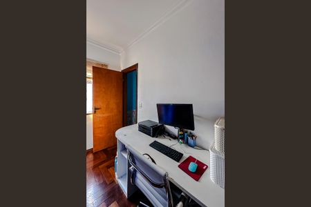 Apartamento à venda com 238m², 6 quartos e 4 vagas Apartamento à venda com 238m², 6 quartos e 4 vagasCloset da Suíte 3