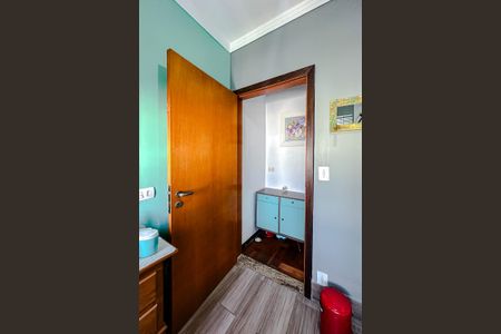 Apartamento à venda com 238m², 6 quartos e 4 vagas Apartamento à venda com 238m², 6 quartos e 4 vagasBanheiro da Suíte 2